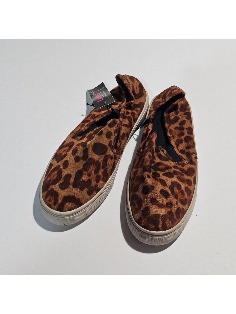 Ladies Leopard Print Slip On Sneakers Size 8